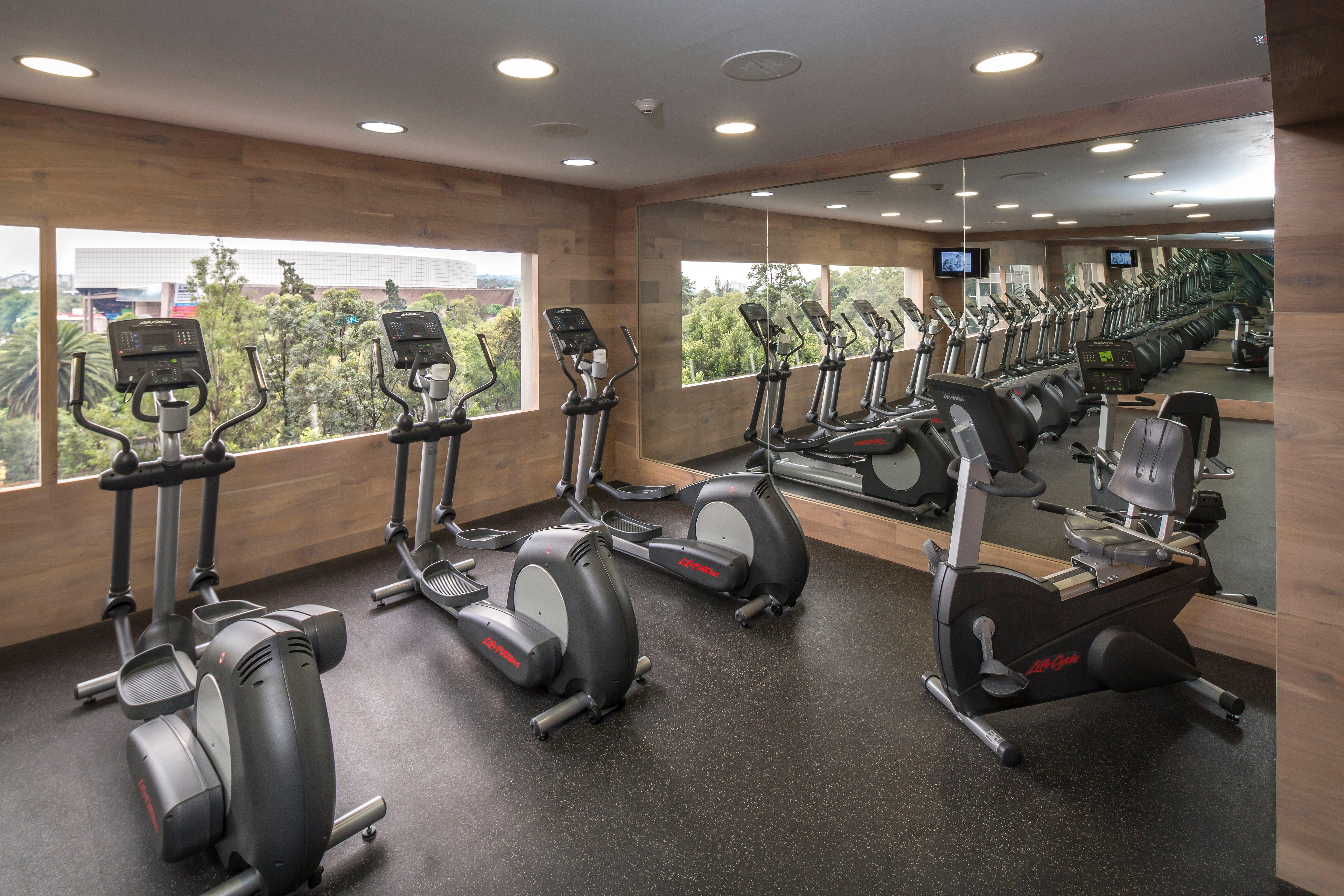 Presidente Intercontinental Mexico City By Ihg Ngoại thất bức ảnh Elliptical cross trainer